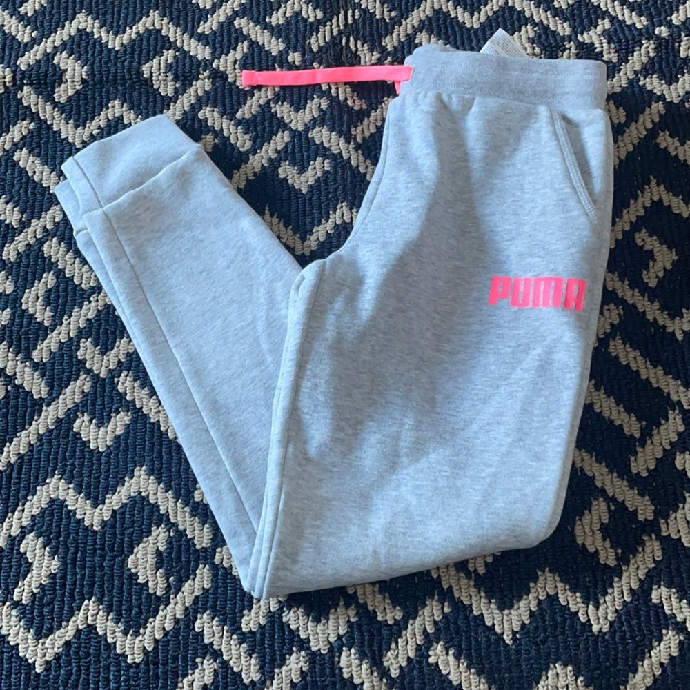 Girls Puma sweatpants